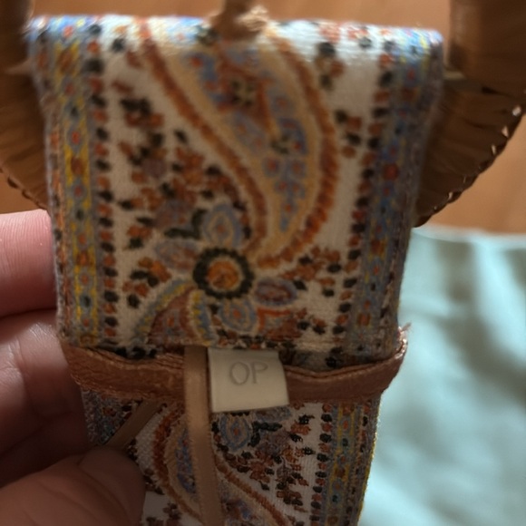 Zimmerman linen shorts size 0 Petite with belt like new! - Picture 7 of 10